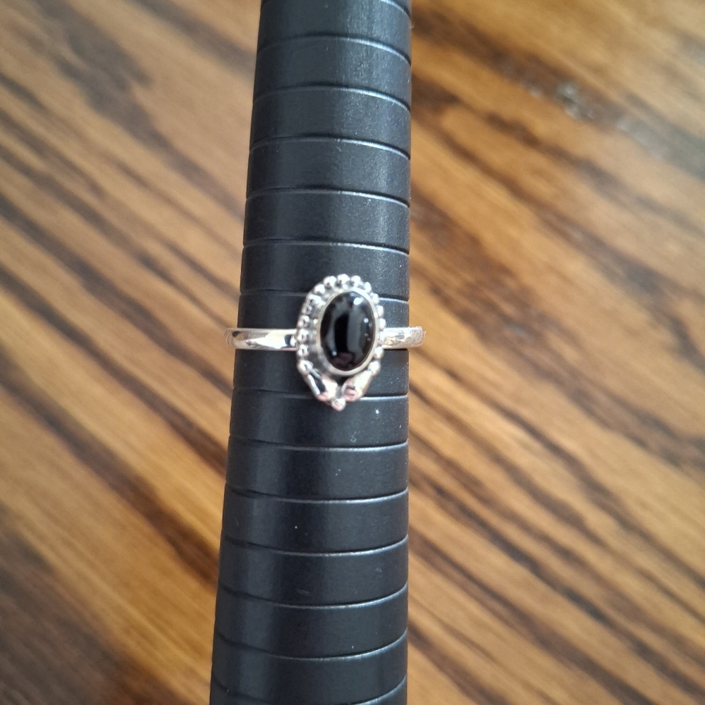 Ring Black Onyx Oval Sterling Silver Size 7